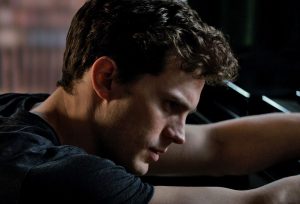 Пятьдесят оттенков серого (2015)